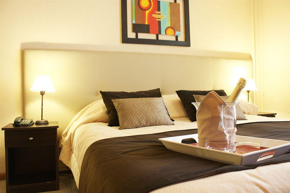 Ker Urquiza Hotel Буенос Айрес Екстериор снимка
