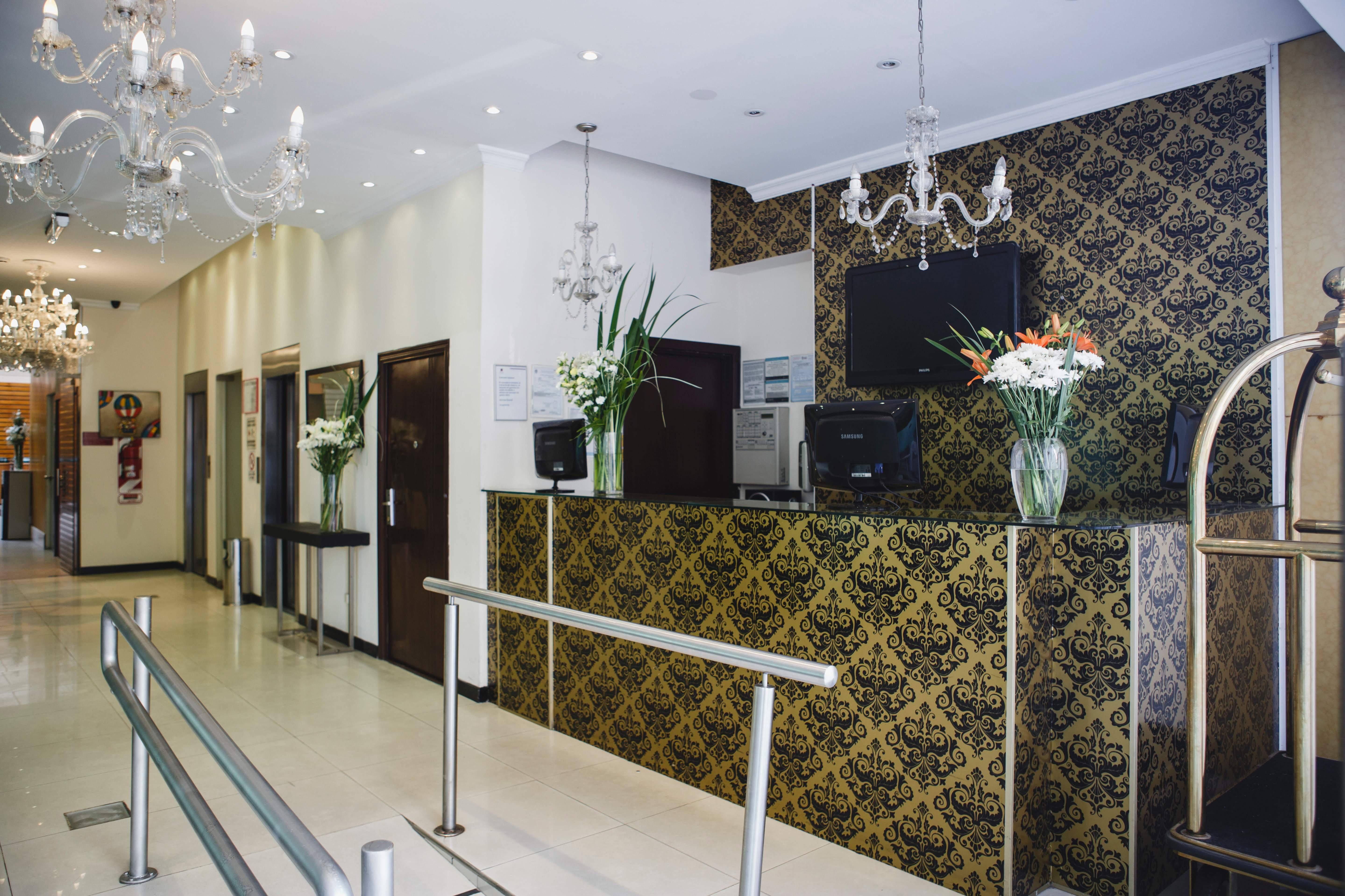 Ker Urquiza Hotel Буенос Айрес Екстериор снимка