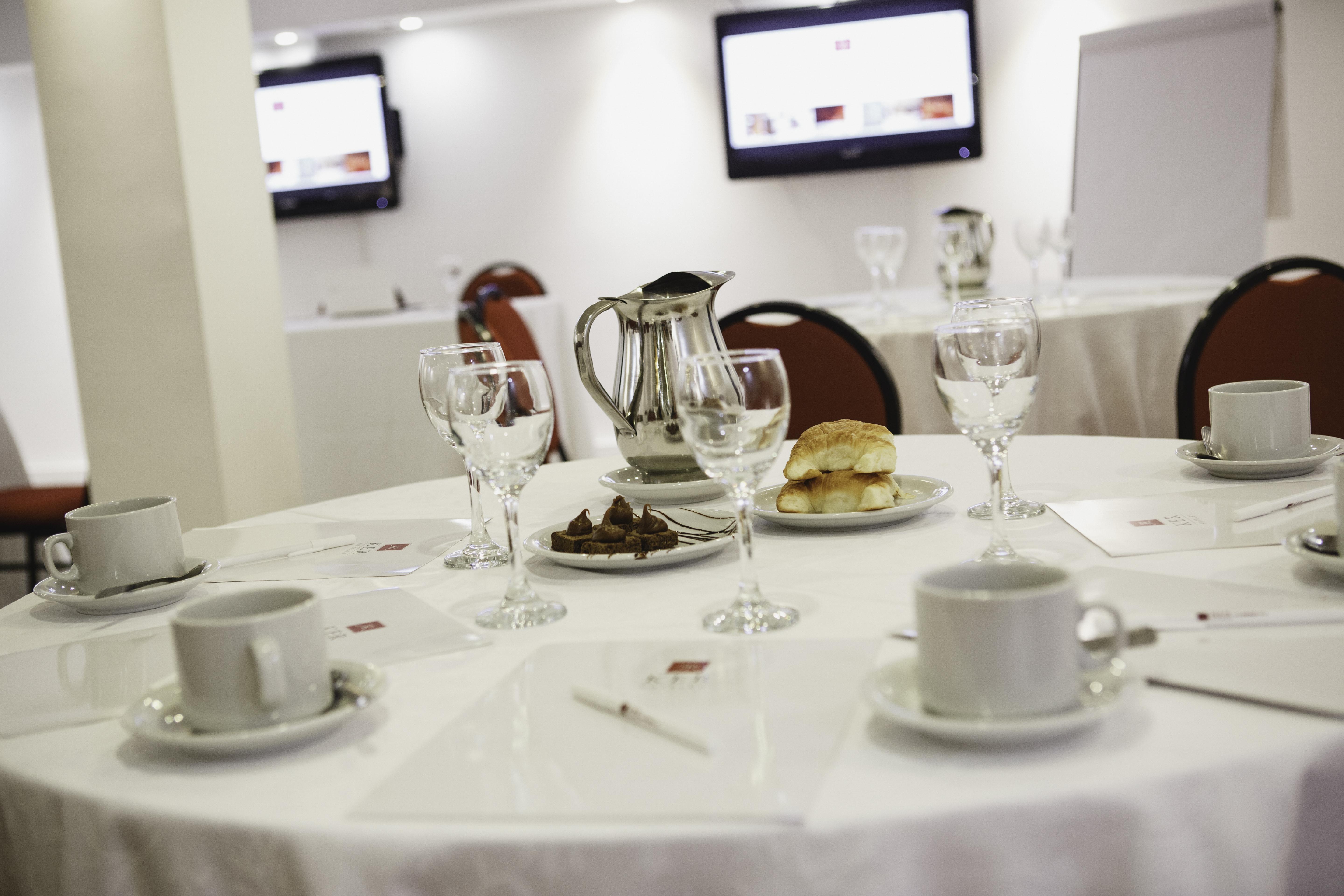 Ker Urquiza Hotel Буенос Айрес Екстериор снимка