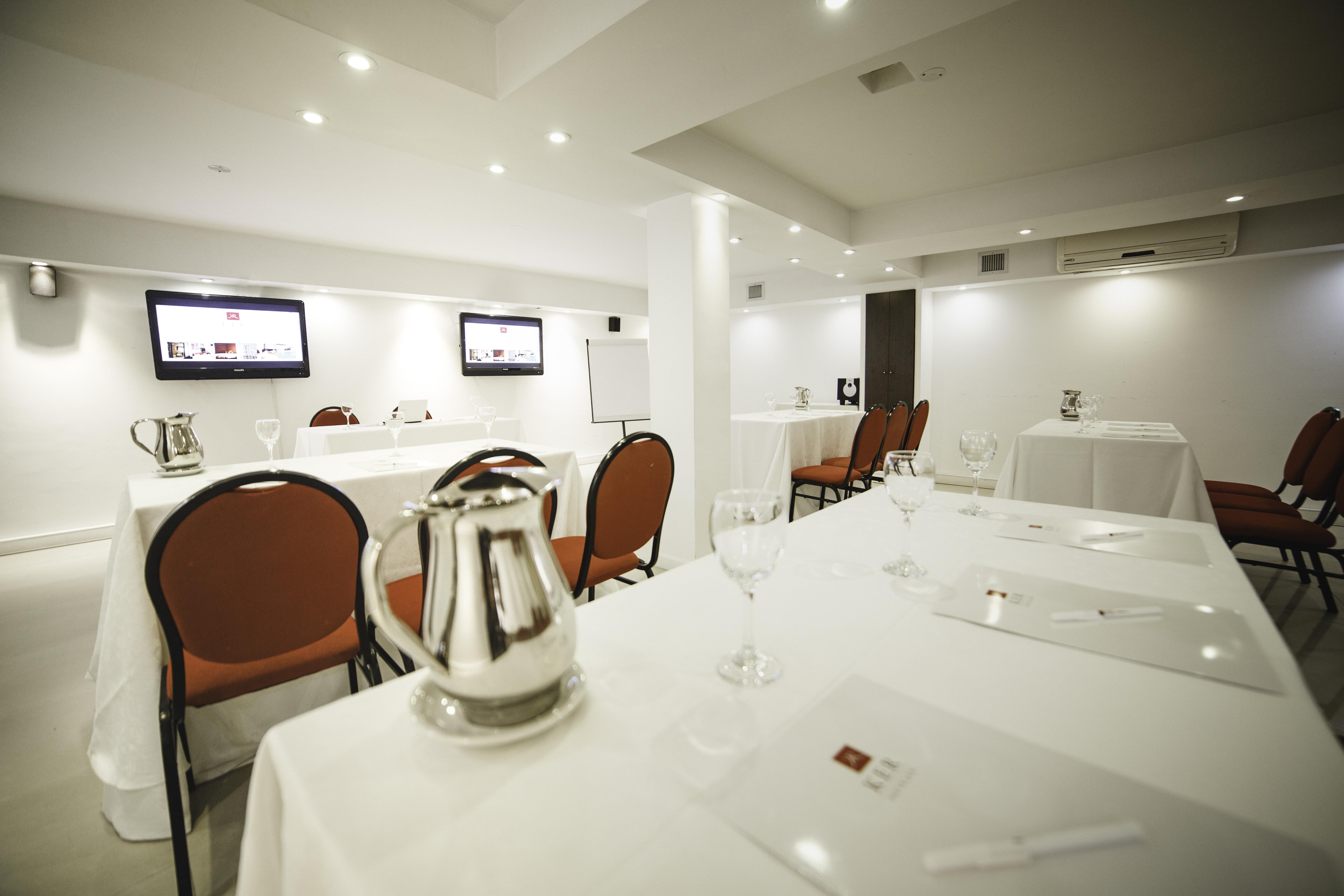 Ker Urquiza Hotel Буенос Айрес Екстериор снимка